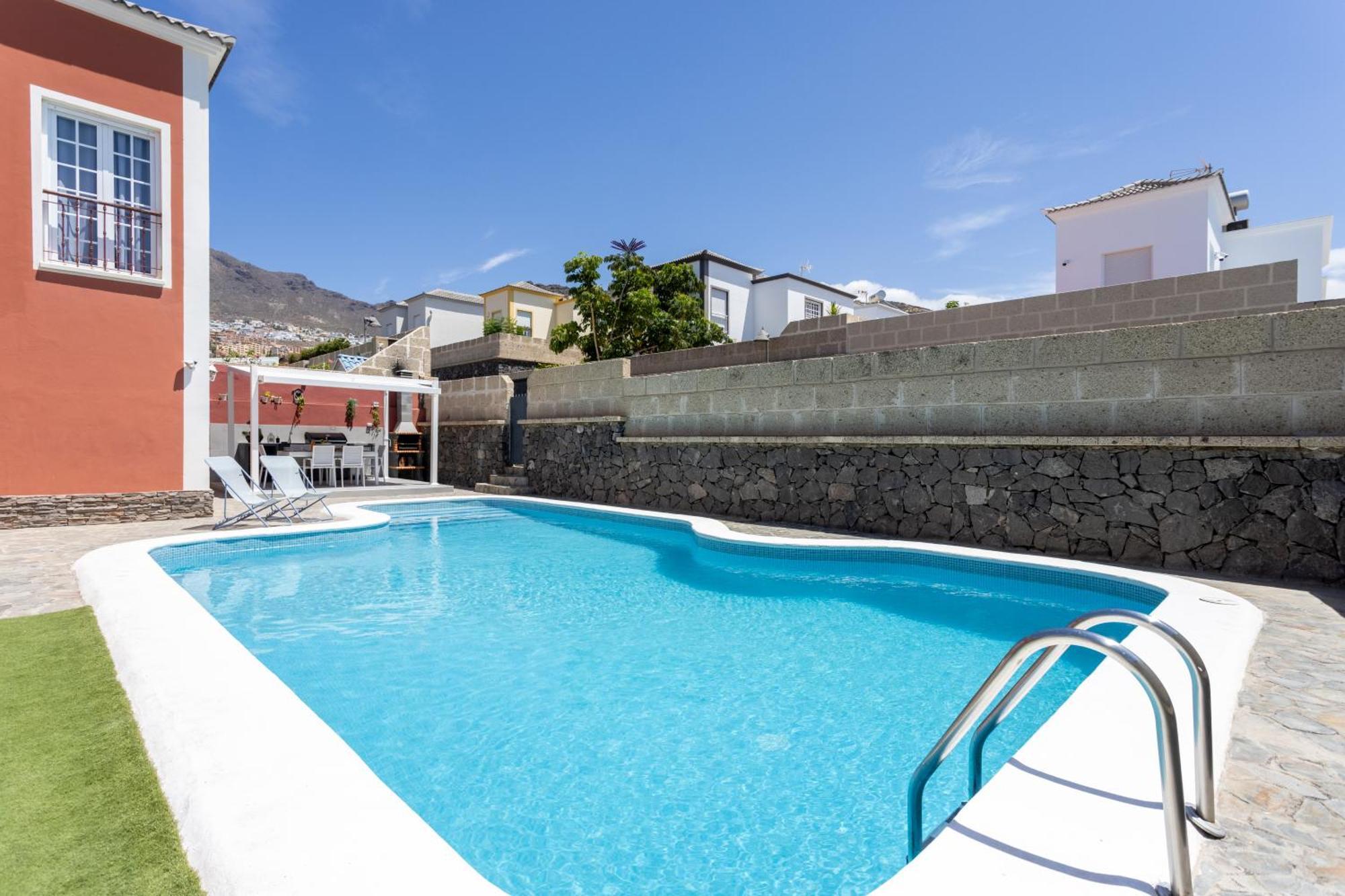 Villa Chloe Costa Adeje Tenerifesummervillas Giant Private Pool 11 Meters Long Luaran gambar